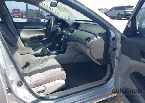 2010 Honda Accord 2.4 Lx-P from USA, damaged, VIN 1HGCP2F42AA087881